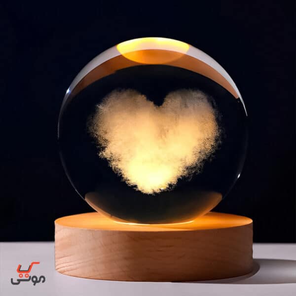 چراغ خواب گوی شیشه‌ای طرح قلب ابری