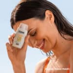 کرم ضد آفتاب رنگی ایزدین ISDIN مدل فیوژن واتر مجیک SPF50 حجم 50ml - Image 4