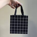 بگ کادویی سایز کوچک شطرنجی کد 20 - تصویر 4